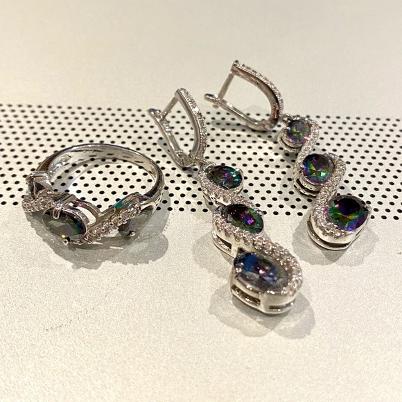 Jewelry - 💎 Set of jewellery